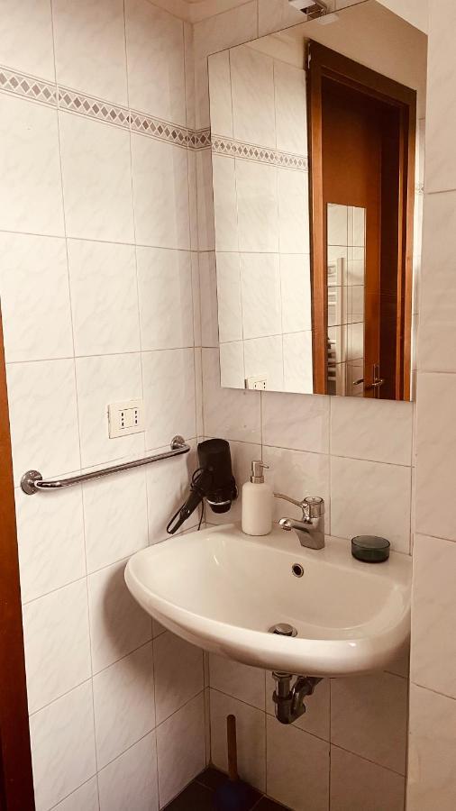 Laura'S Home Cornaredo Luaran gambar